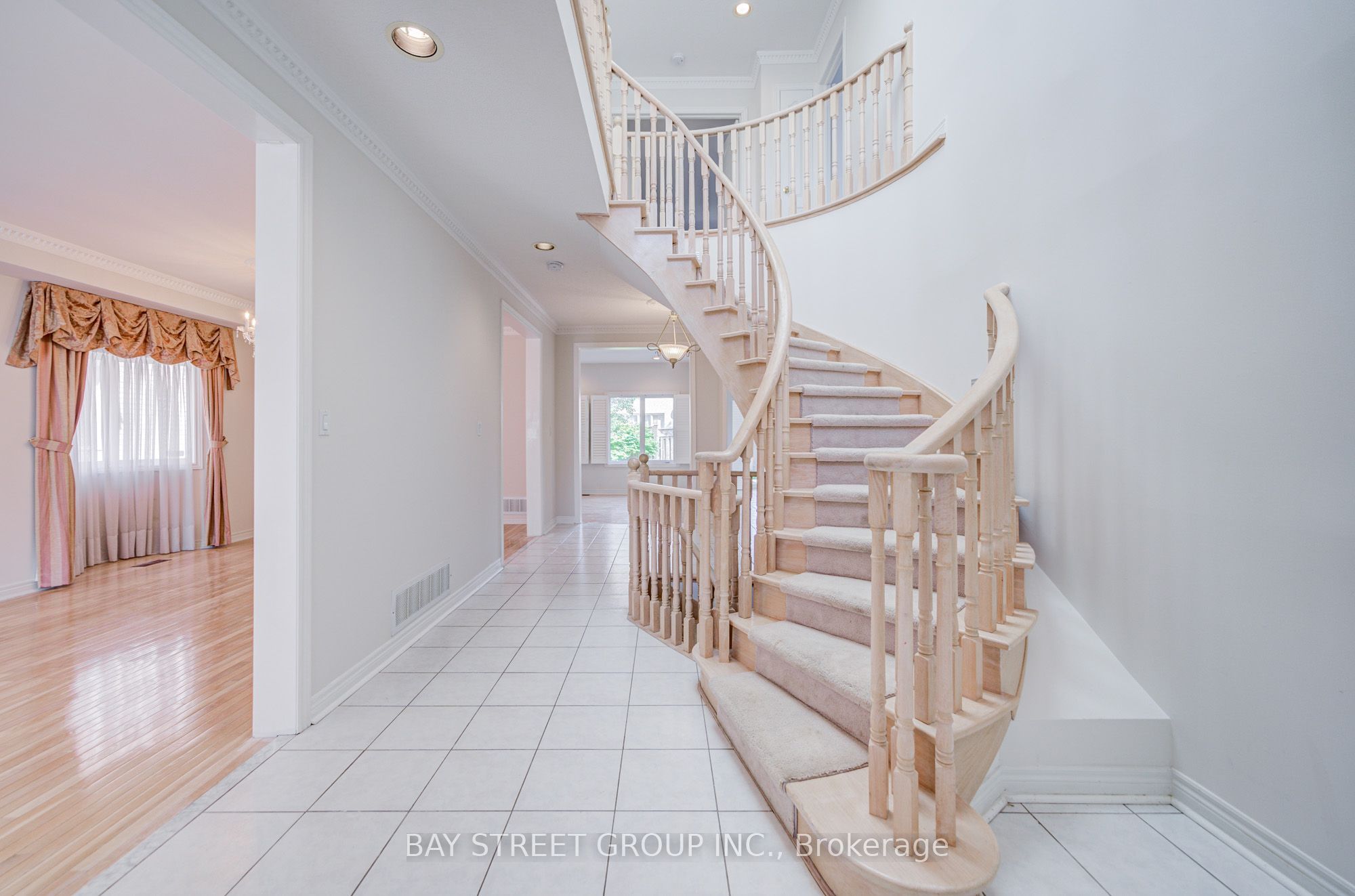 13 Pembrooke Road