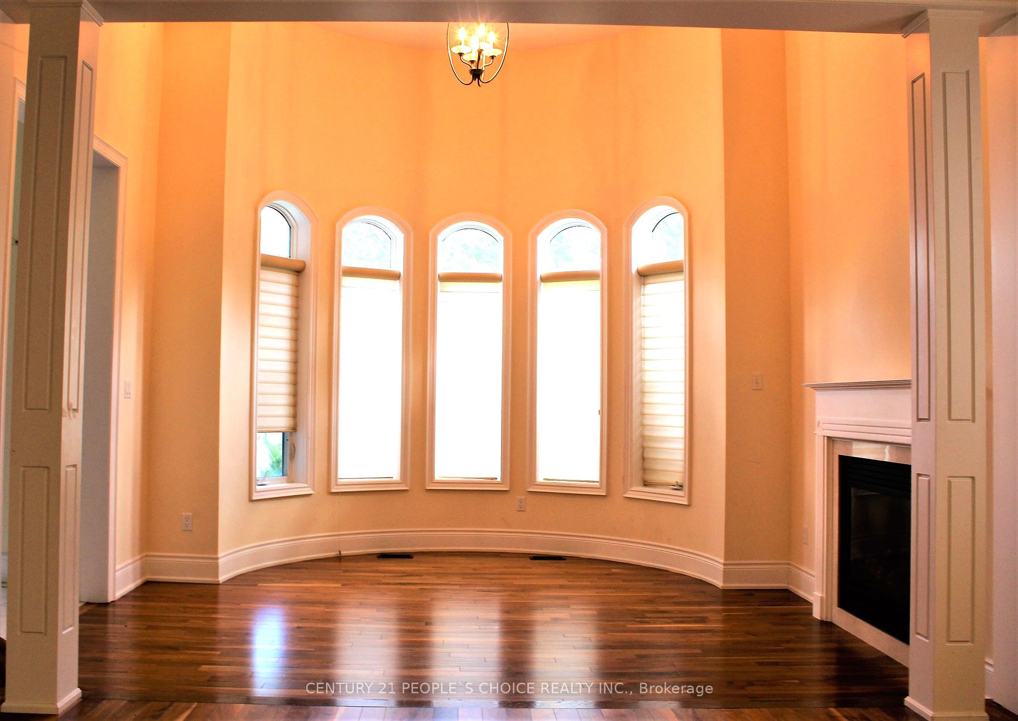 1275 Saginaw Crescent N