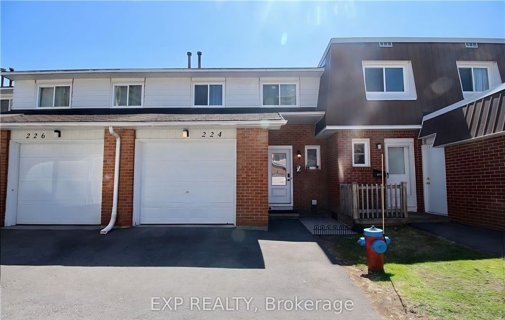 Photo of 224 Romulus Private #81, Overbrook - Castleheights and Area, ON K1K 3Y2 (MLS # X12829304)
