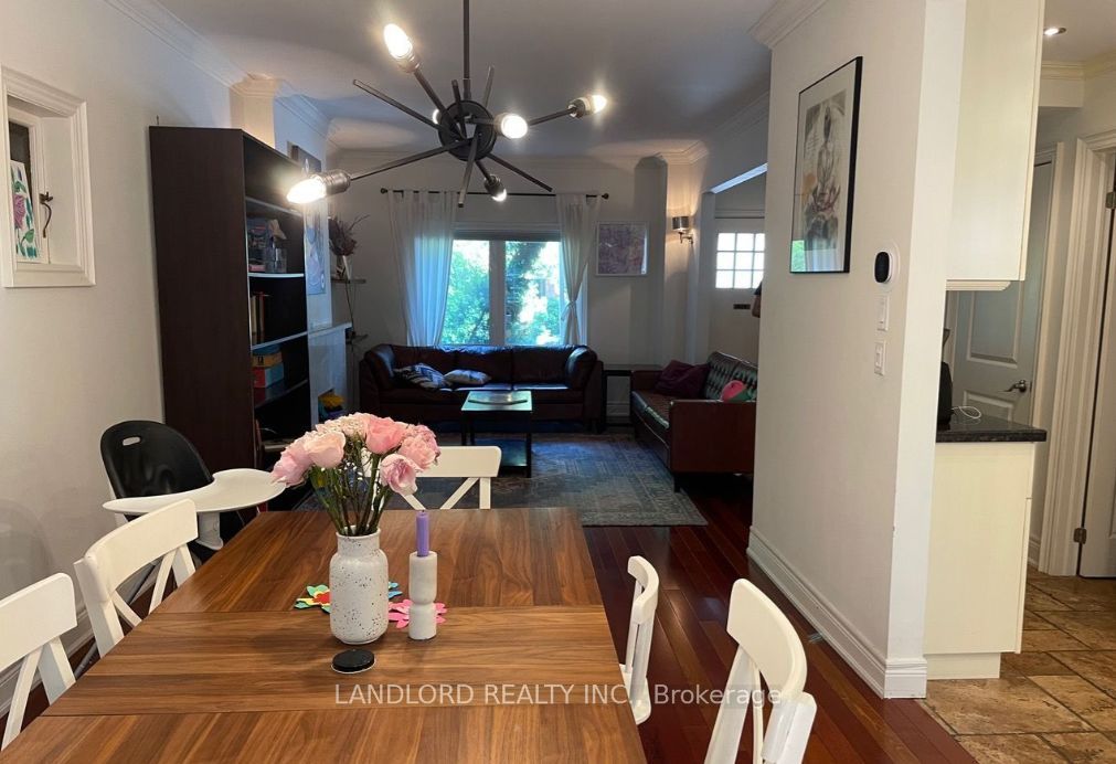 278 Willard Avenue