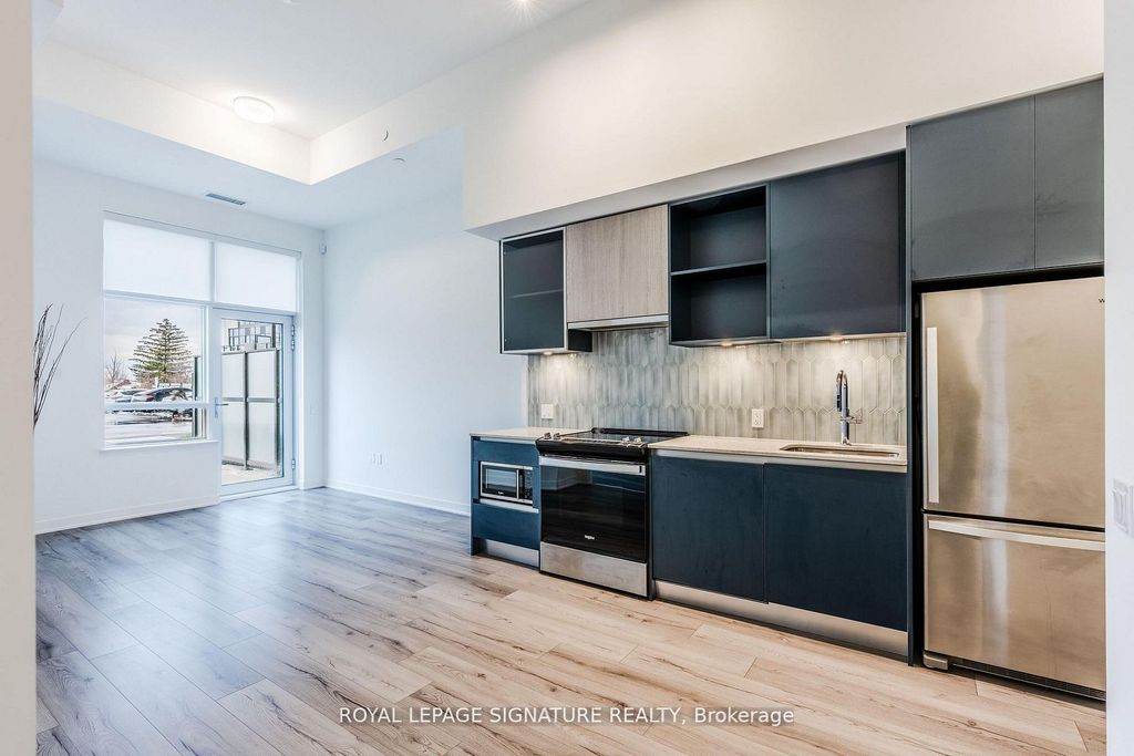 Photo of 395 Dundas Street W #132, Oakville, ON L6M 5R8 (MLS # W13022626)
