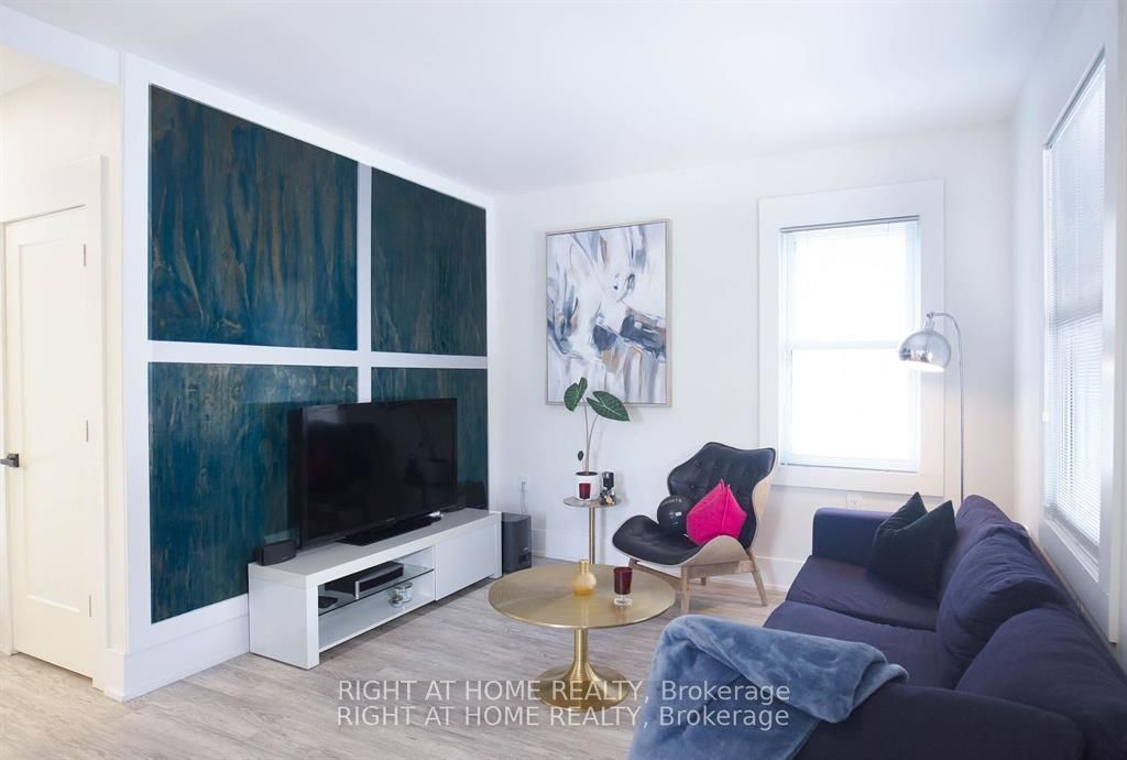 Photo of 269 Prospect Street, Newmarket, ON L3Y 3V3 (MLS # N12785862)