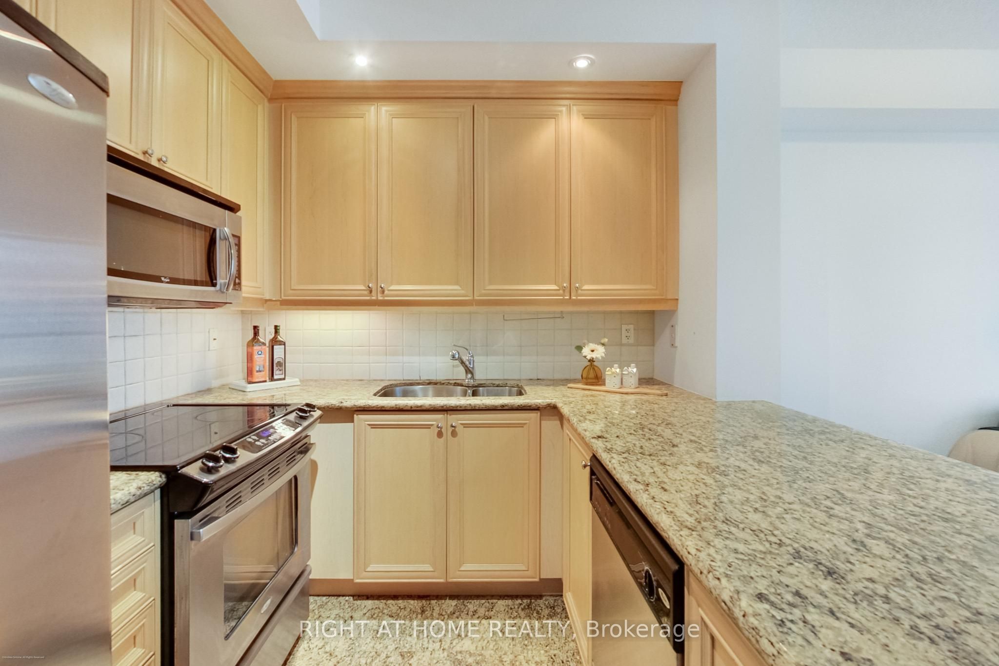 628 Fleet Street 504