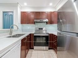 8 Dayspring Circle 1102