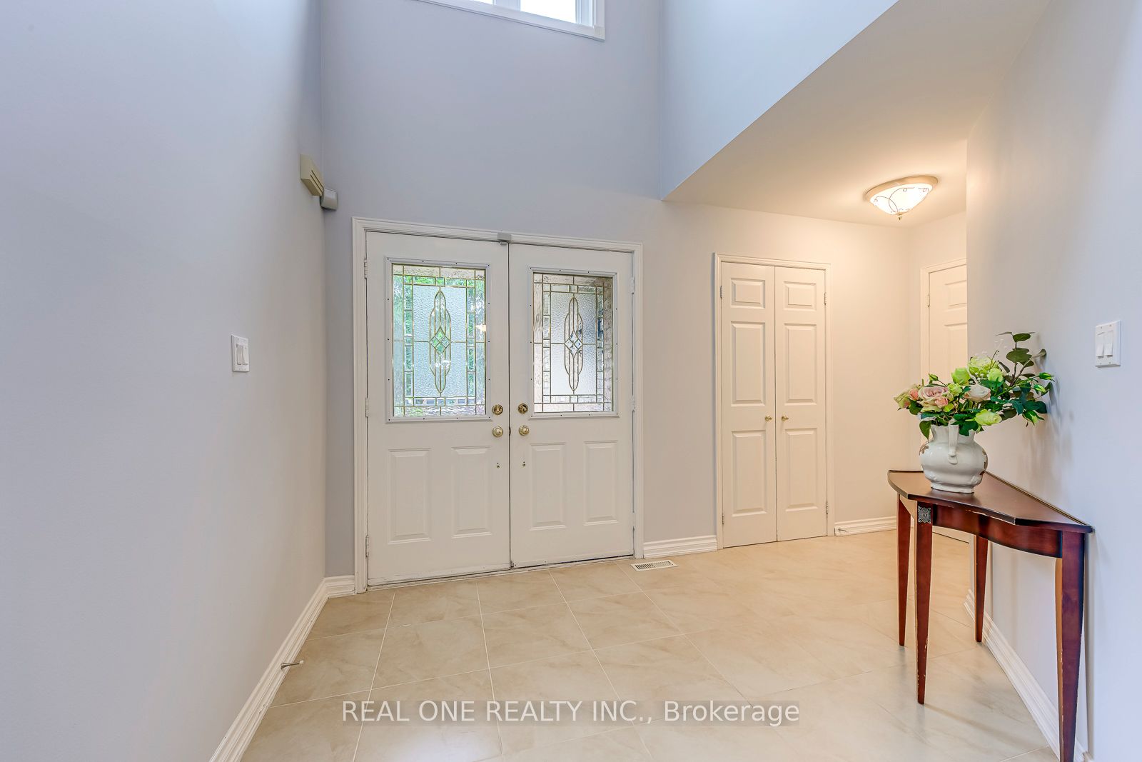 1237 Woodview Drive