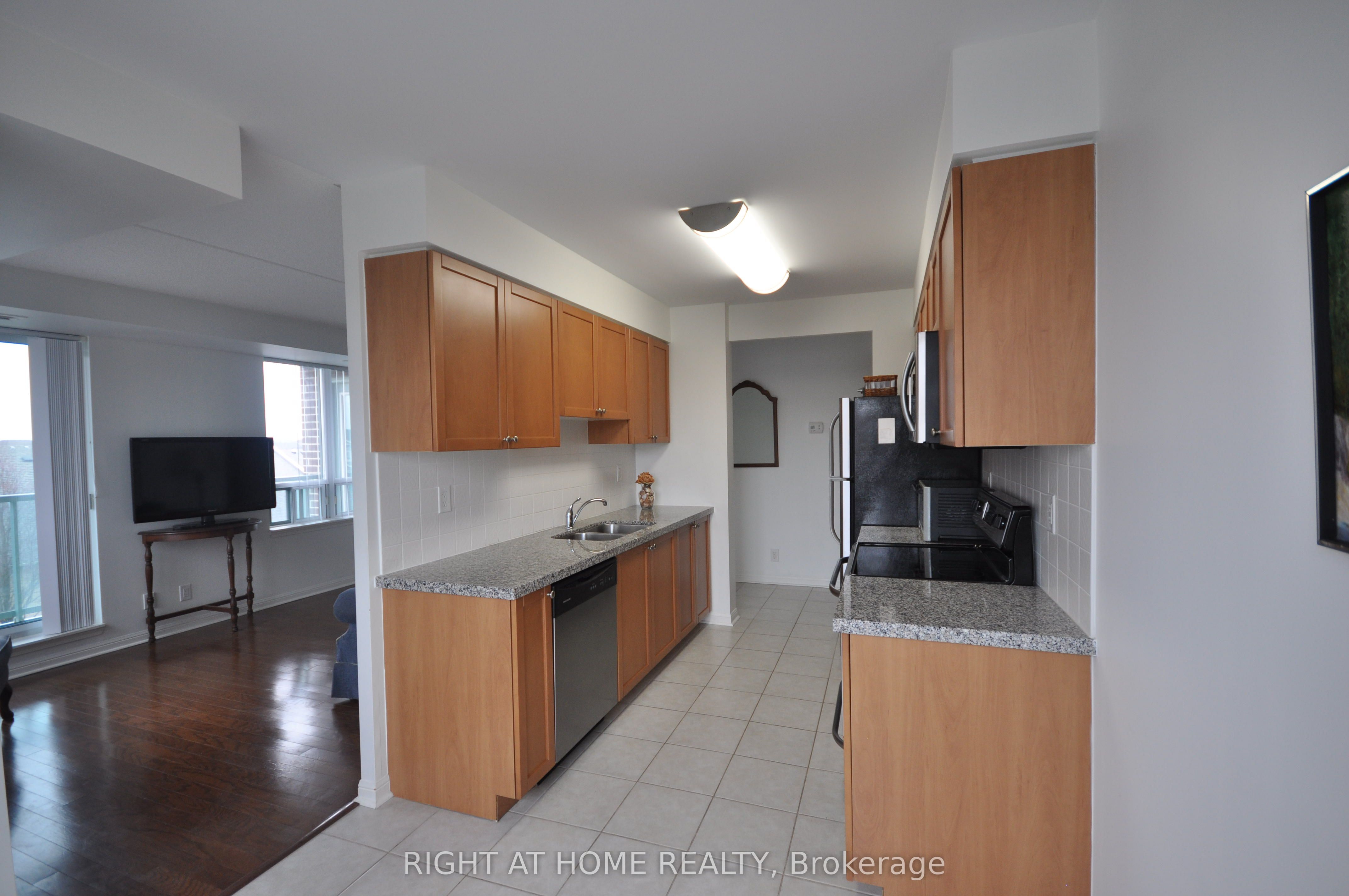 65 Via Rosedale Way N 314