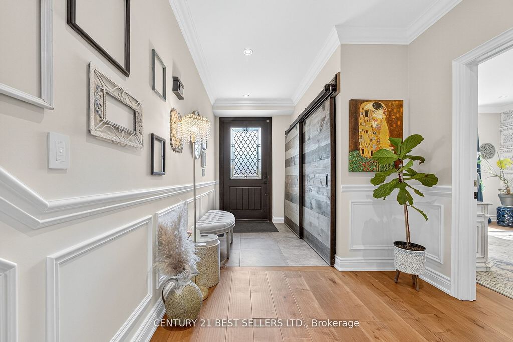 Photo of 28 Wingrove Hill, Toronto, ON M9B 2C6 (MLS # W12454265)