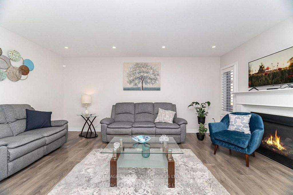 Photo of 290 Beasley Terrace, Milton, ON L9E 1C5 (MLS # W12691168)