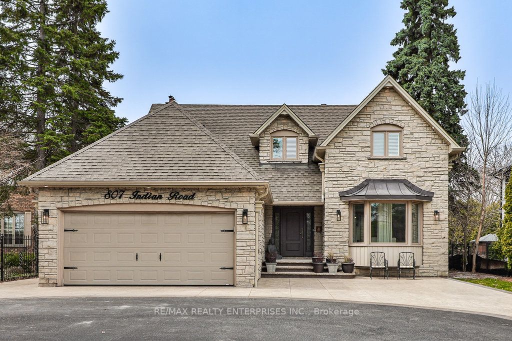 807 Indian Road