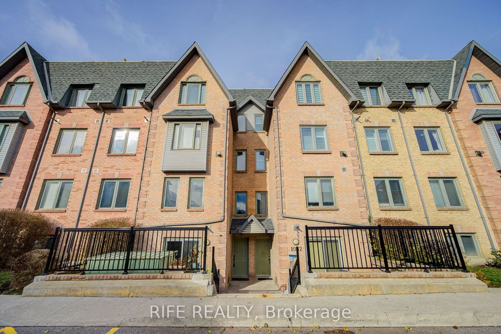 Photo of 75 Weldrick Road E #1033, Richmond Hill, ON L4C 0H9 (MLS # N12587282)