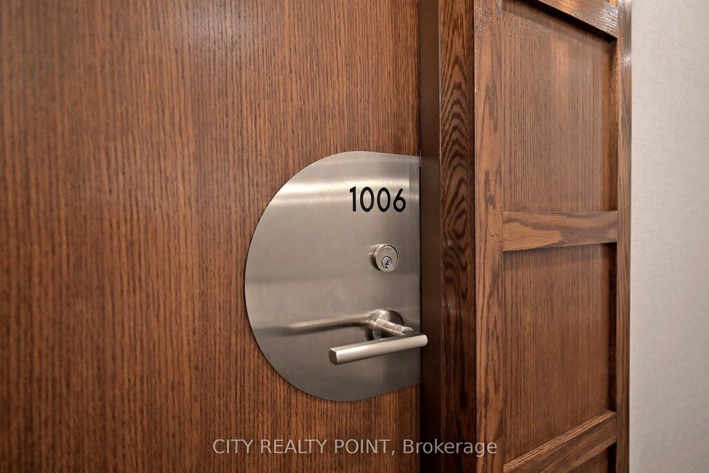 Photo of 2087 Lake Shore Boulevard W #1006, Toronto, ON M8V 4G3 (MLS # W12470992)