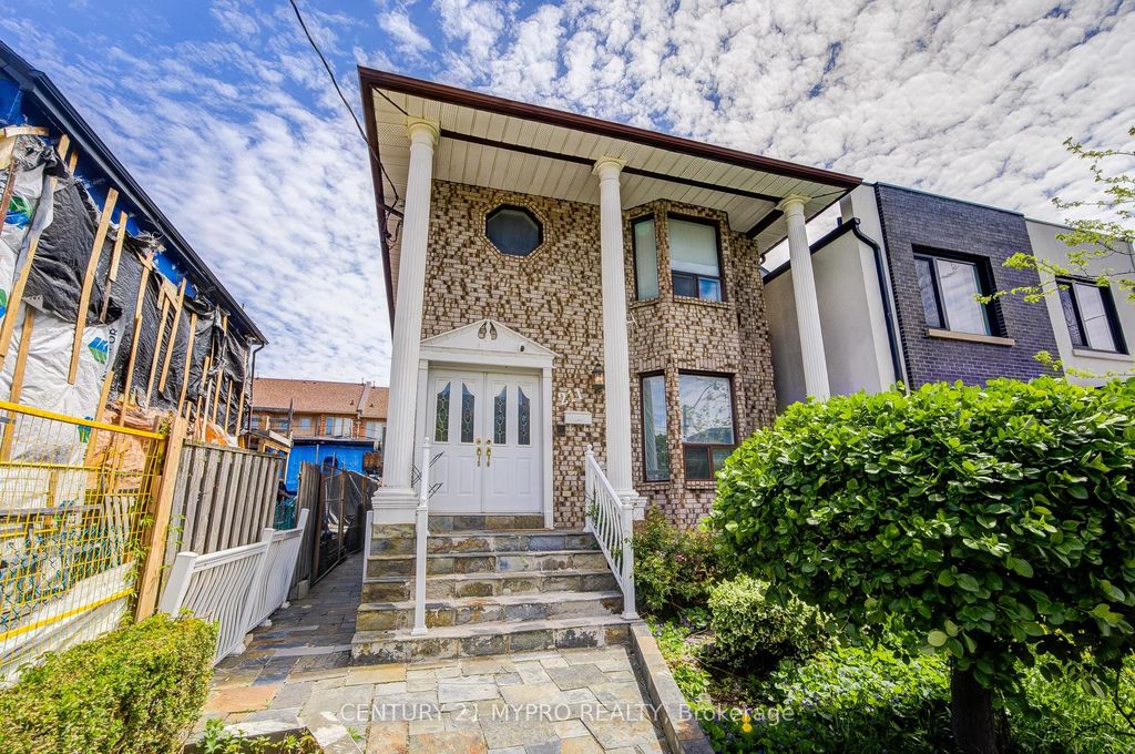 Photo of 211 Bellwoods Avenue, Toronto, ON M6J 2R2 (MLS # C13160774)