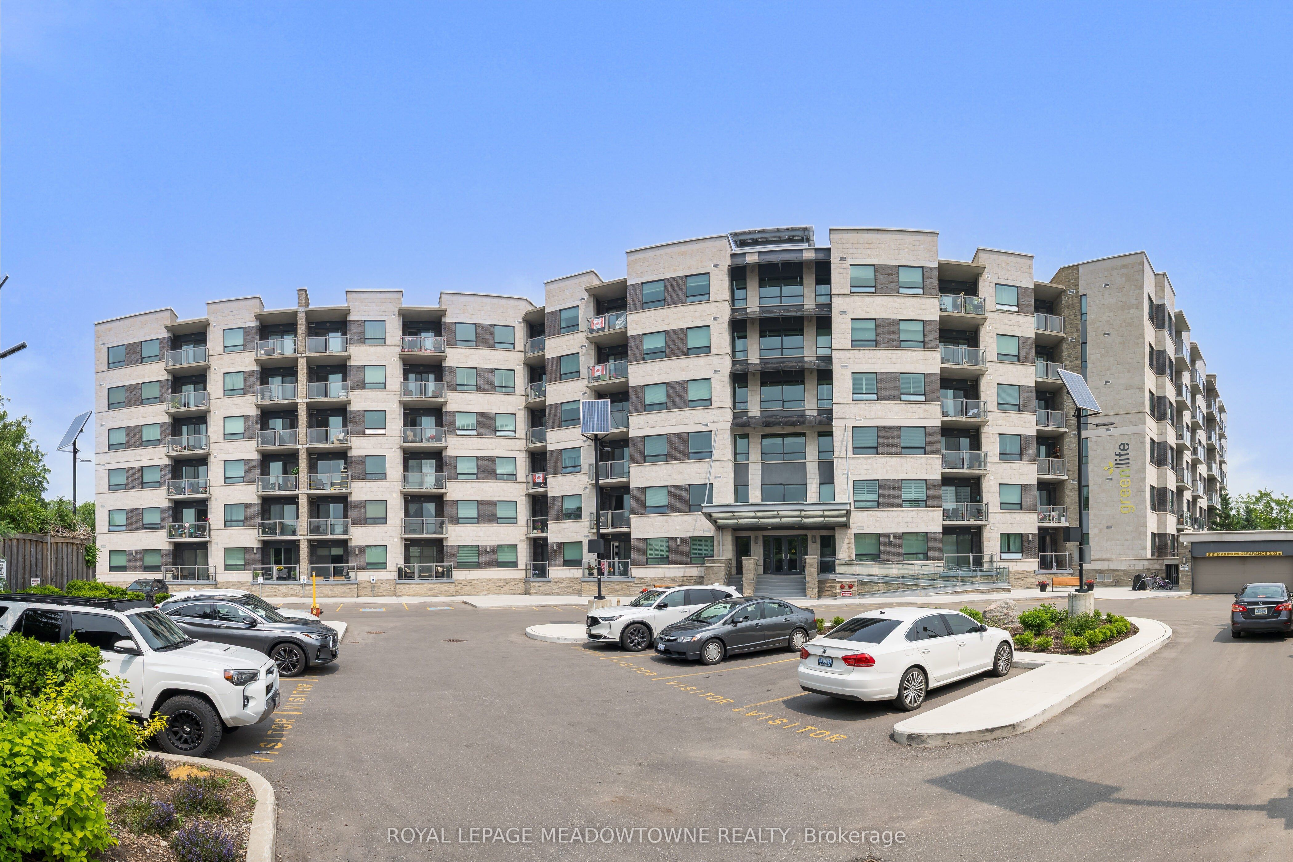 383 Main Street E 405