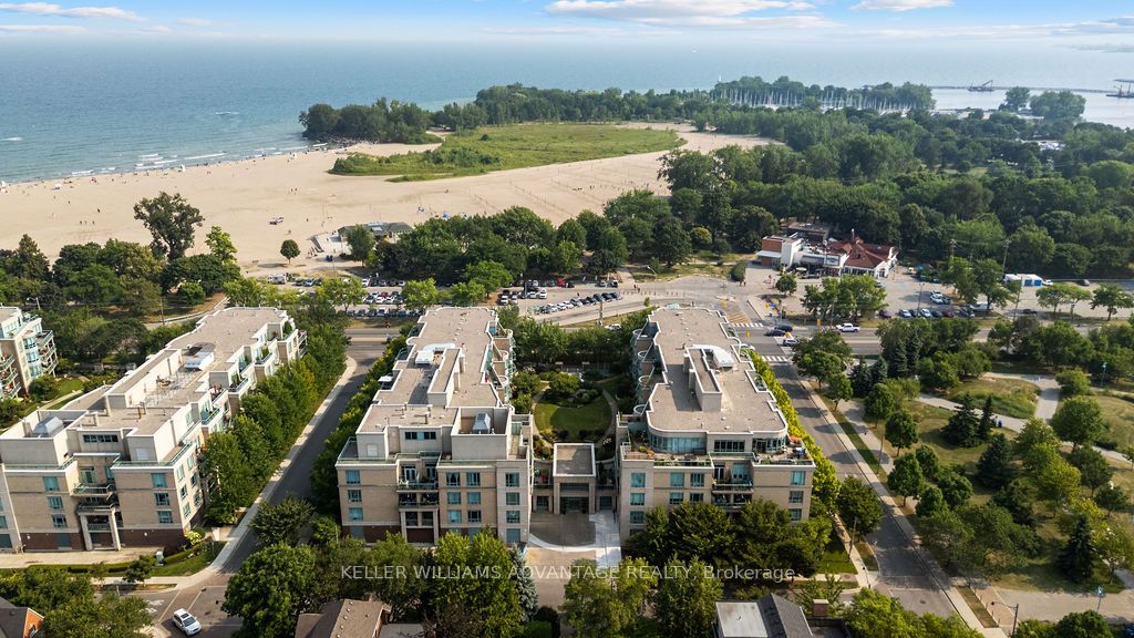 9 Boardwalk Drive 111