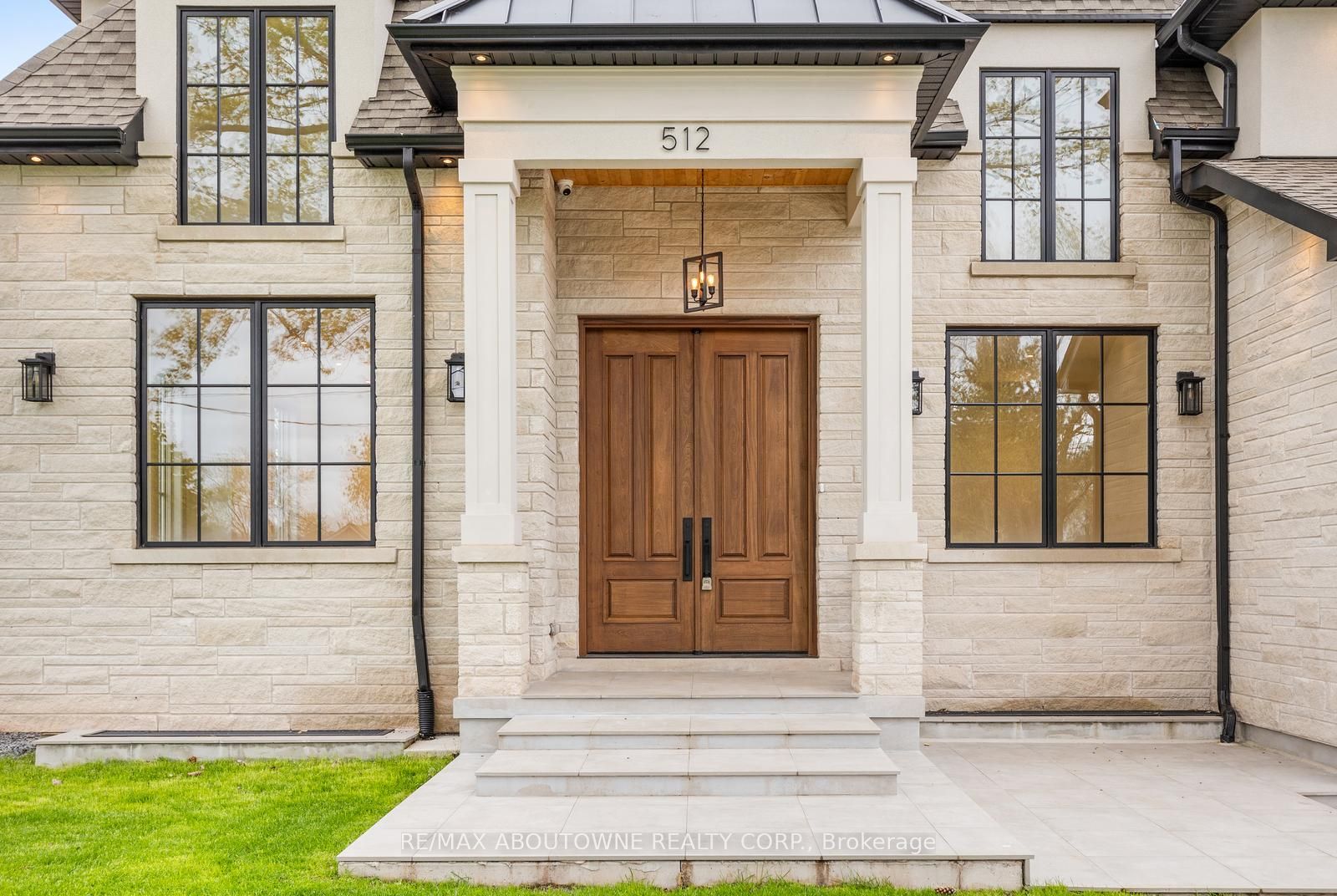 512 Weynway Court