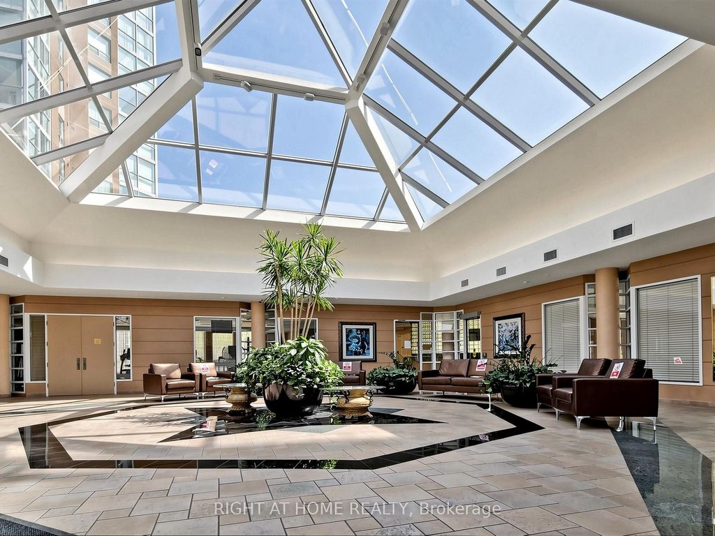 Photo of 5 Concorde Place #505, Toronto, ON M3C 3M8 (MLS # C13139362)
