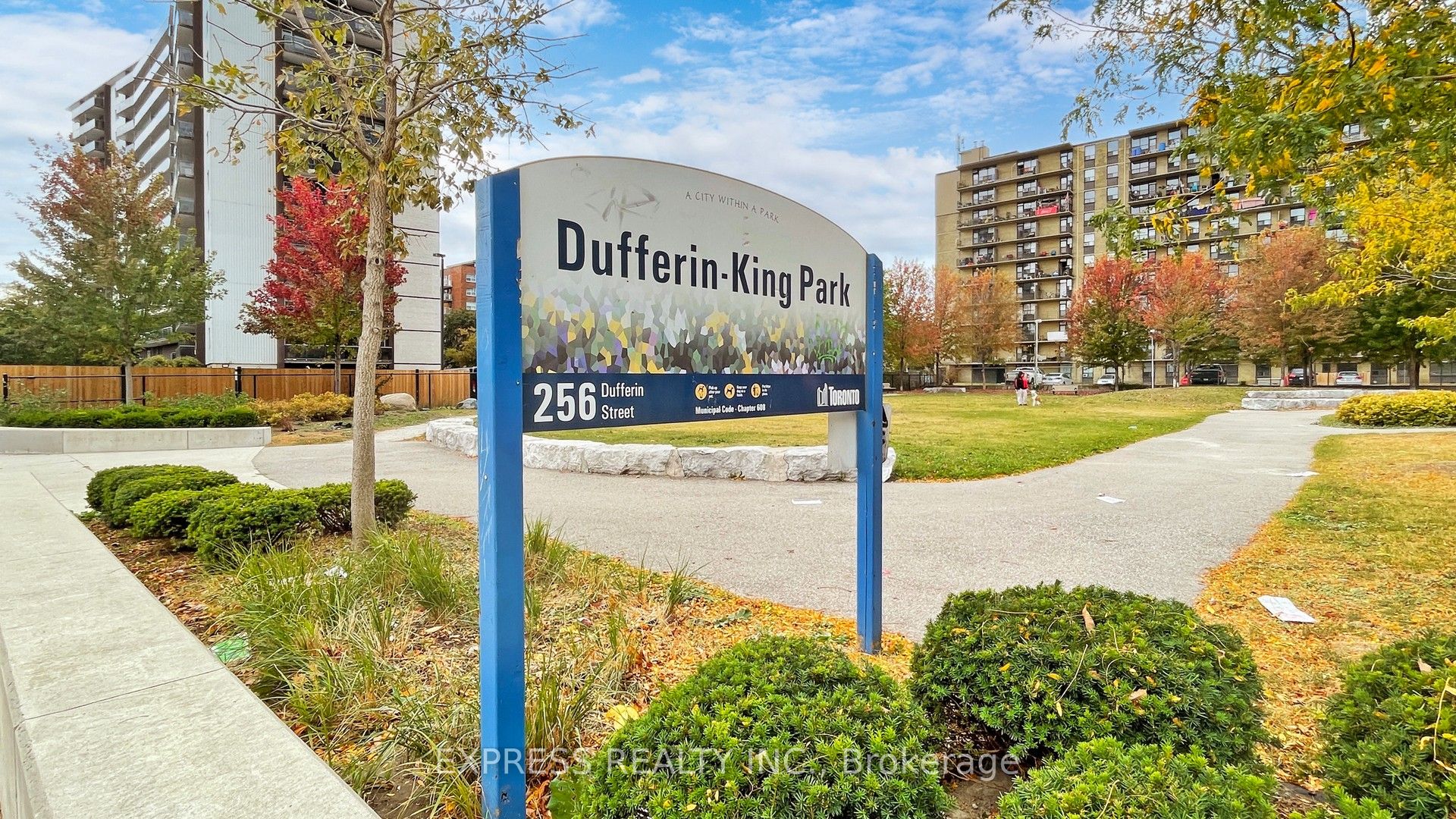 270 Dufferin Street 701