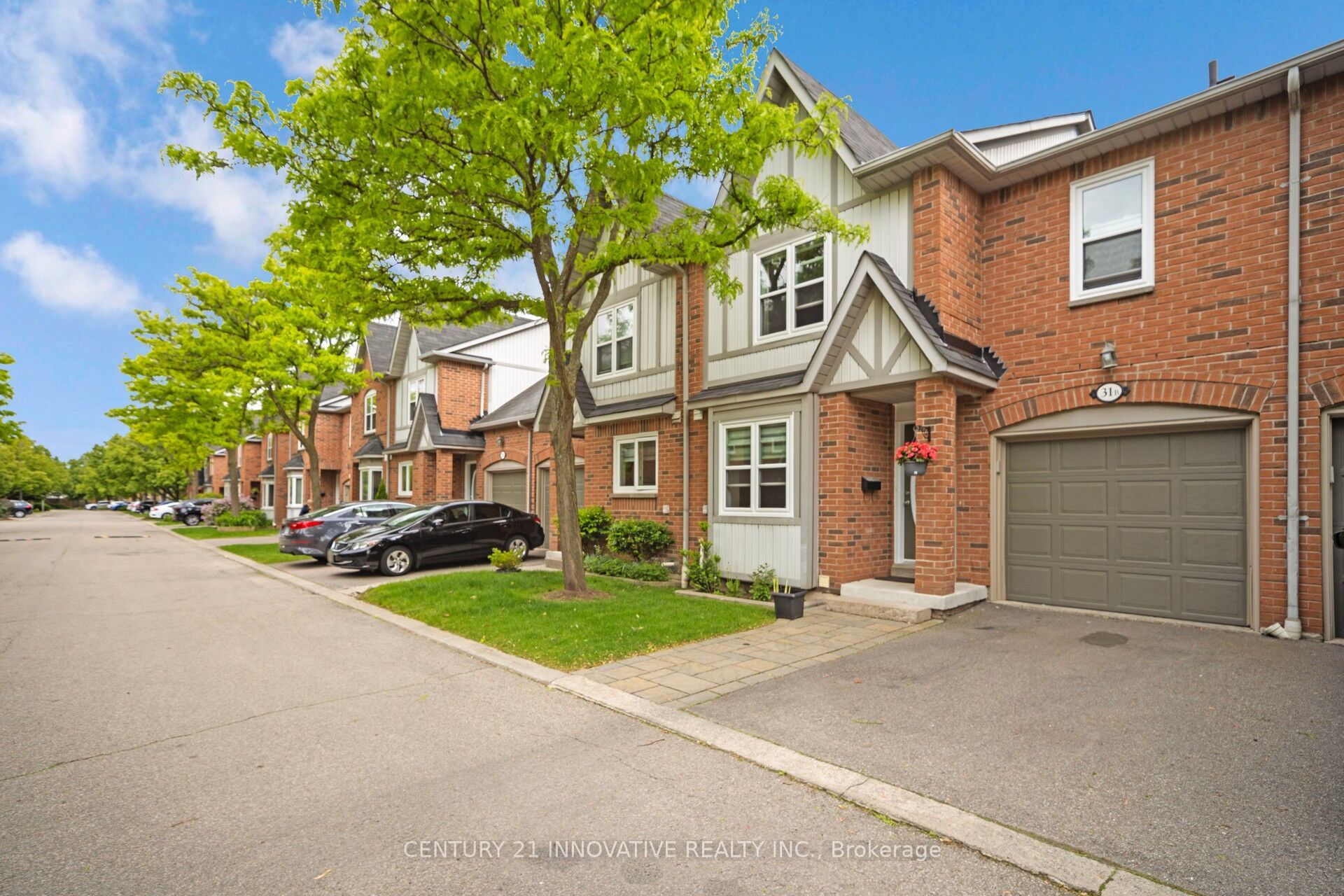 5865 Dalebrook Crescent 31B