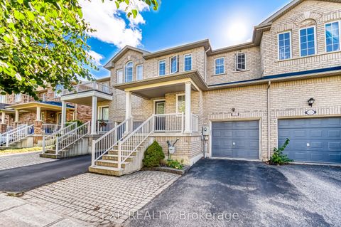 121 Hillwood Street Markham ON L6C 3E6