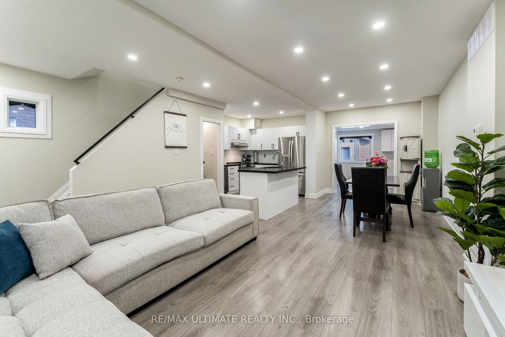 Photo of 47 Mahoney Avenue, Toronto, ON M6M 2H5 (MLS # W12351135)
