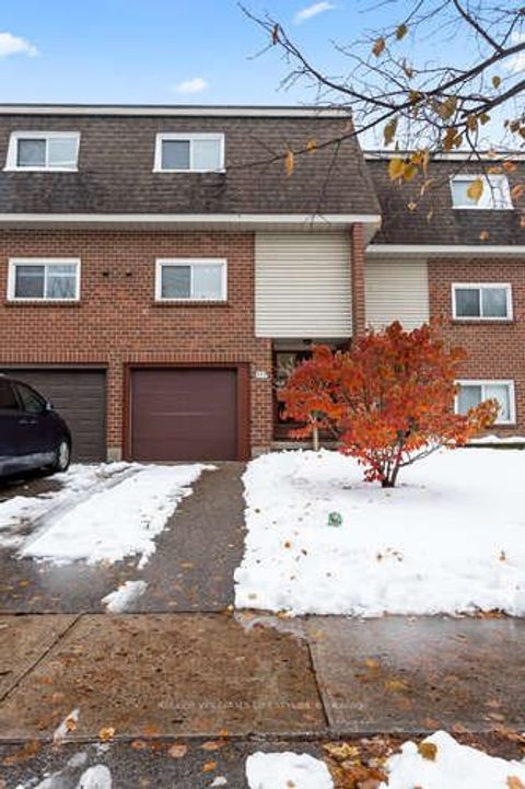 Photo of 655 Griffith Street, London South, ON N6K 2S5 (MLS # X12541356)