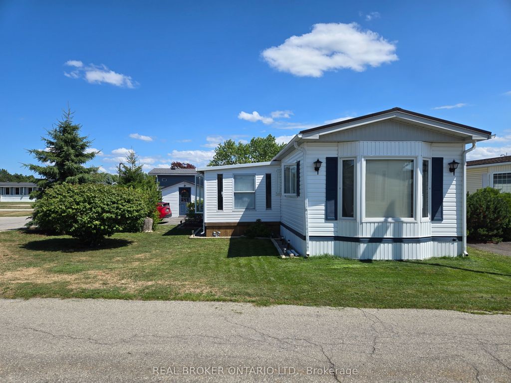Photo of 3033 Townline Road #10, Fort Erie, ON L0S 1S1 (MLS # X12907444)