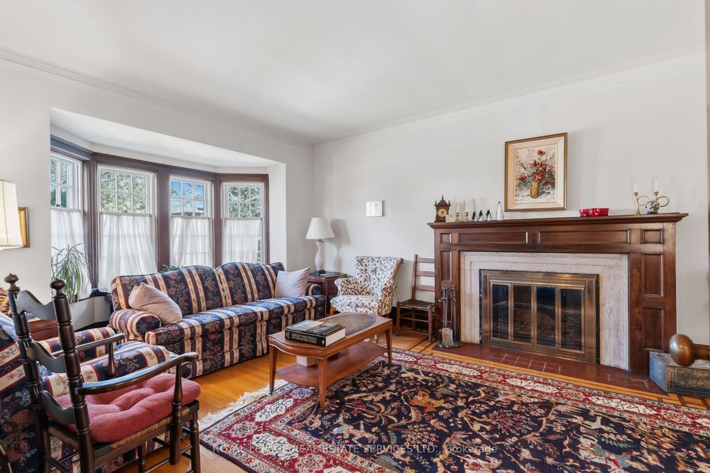 Photo of 17 Kings Lynn Road, Toronto, ON M8X 2M9 (MLS # W13052216)