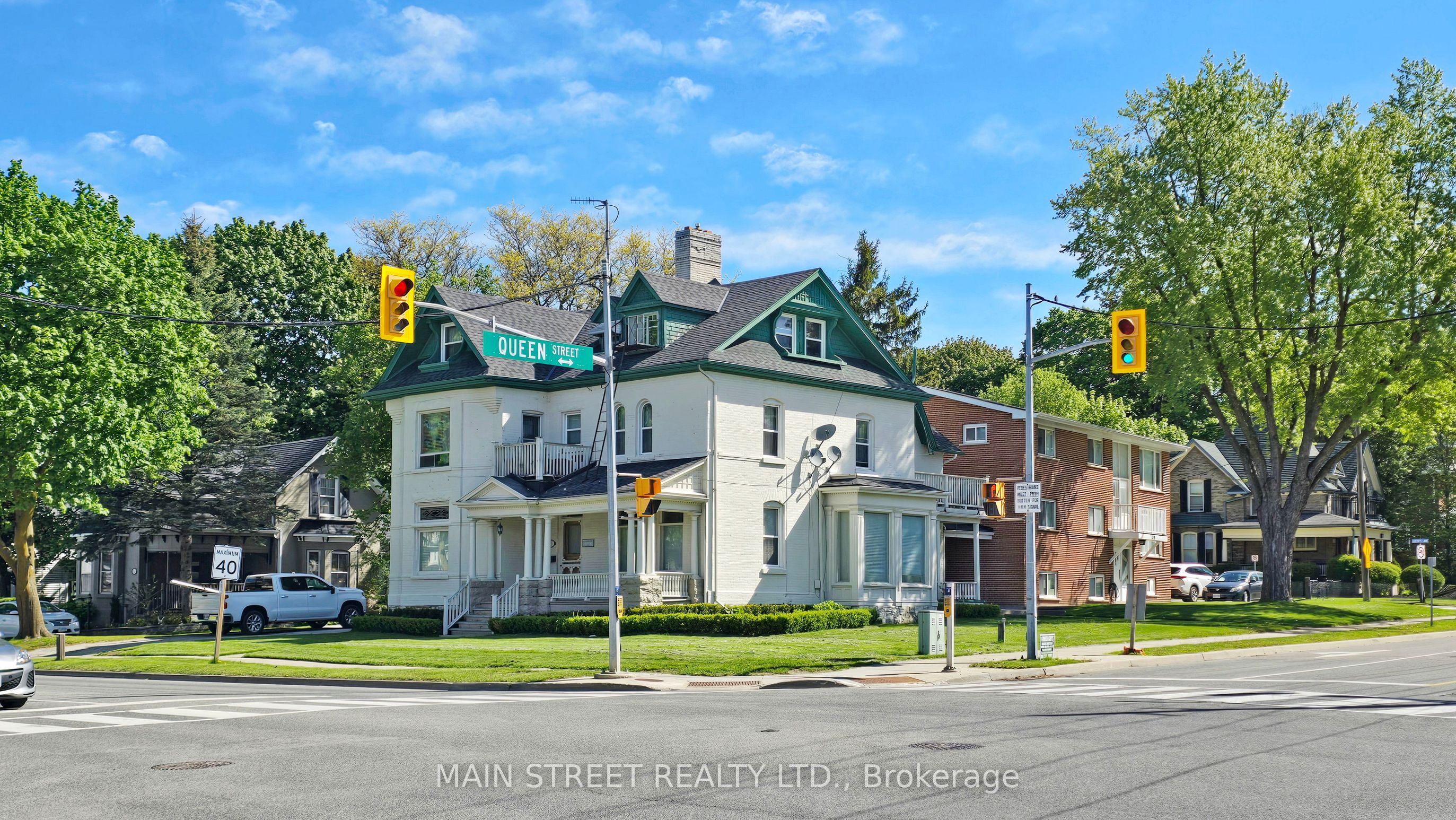 589 Queen Street