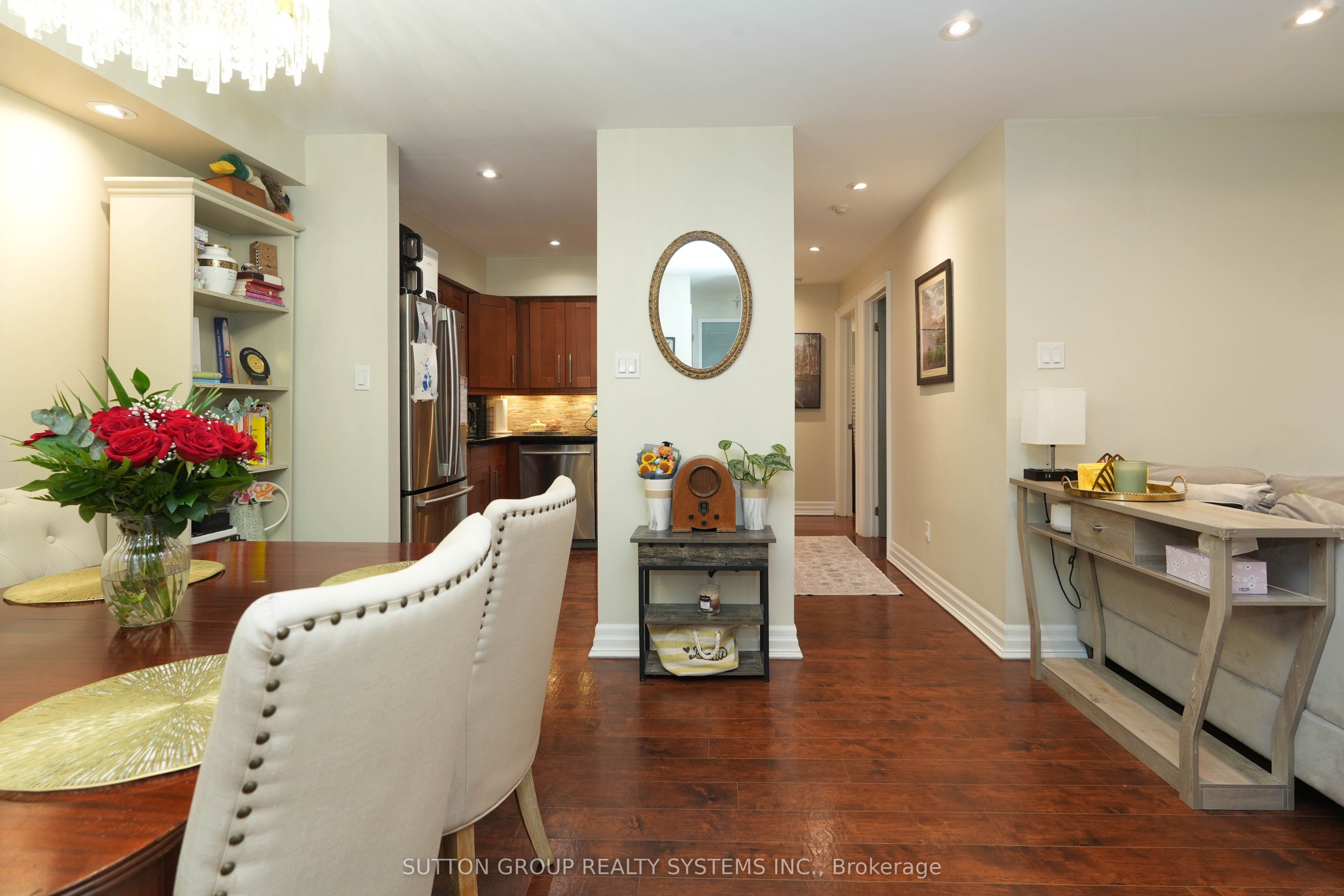 1508 Pilgrims Way 812