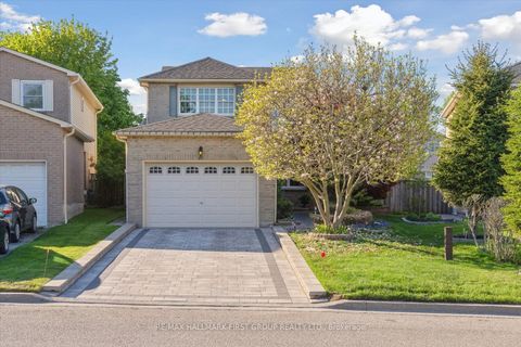 10 Barnes Drive Ajax ON L1S 5C5