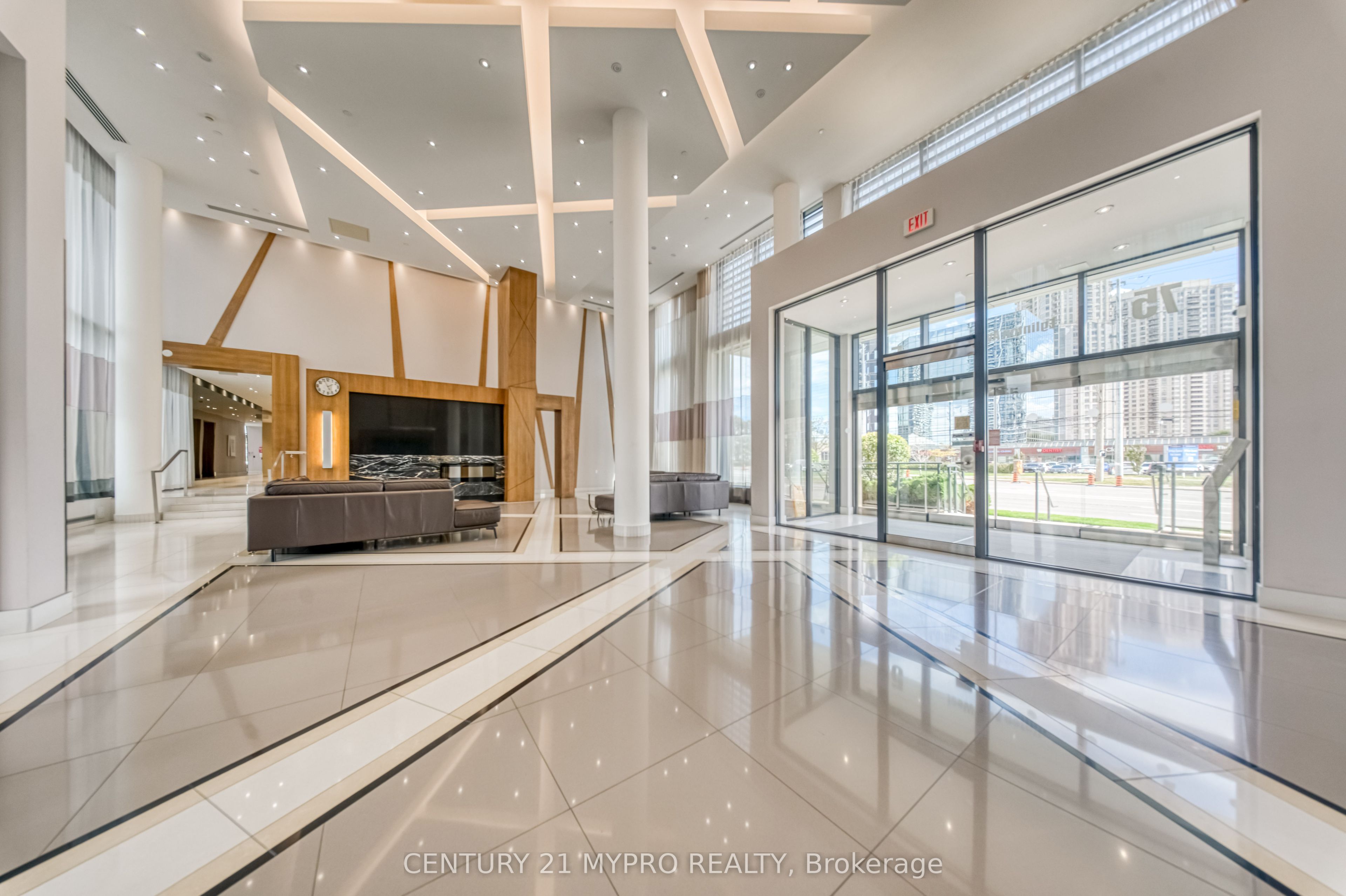 55 Eglinton Avenue W 103