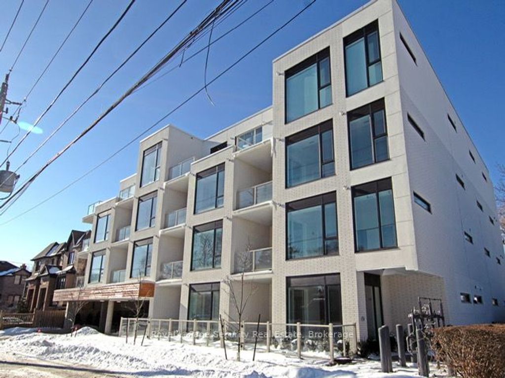 Photo of 722 Marlee Avenue, Toronto, ON M6B 3J7 (MLS # W12809426)