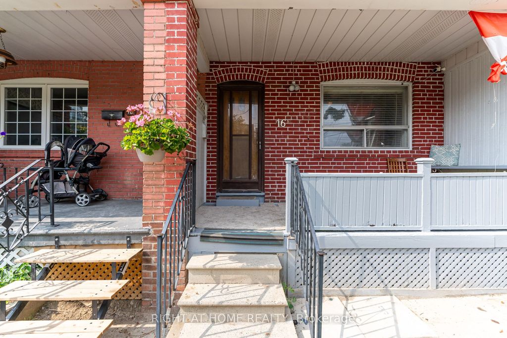 Photo of 16 Pryor Avenue, Toronto, ON M6N 1M4 (MLS # W12612224)