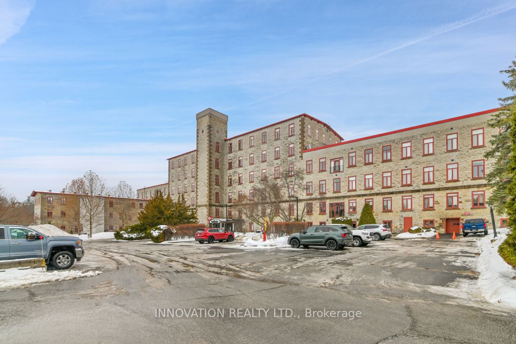 1-319 Rosamond Street E