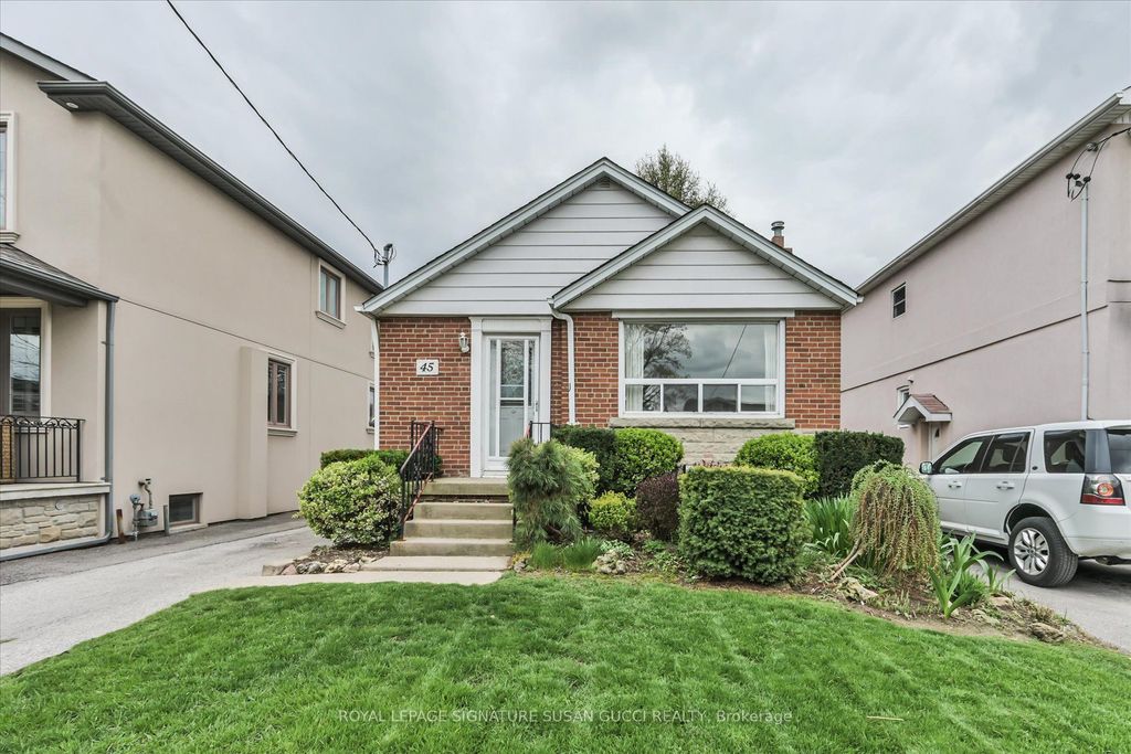 Photo of 45 Joanith Drive, Toronto, ON M4B 1S8 (MLS # E13081166)