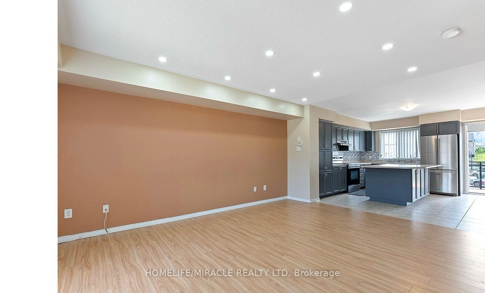 60 Fairwood Circle 61