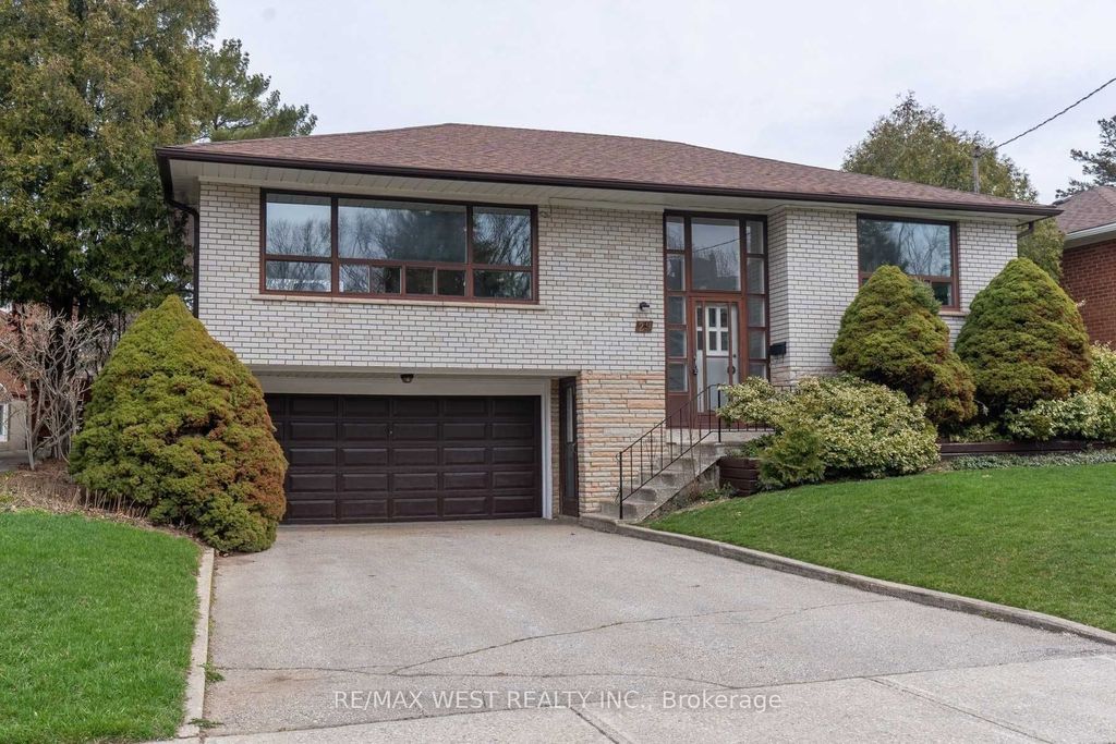 Photo of 29 Fulwell Crescent, Toronto, ON M3J 1Y4 (MLS # W12943466)