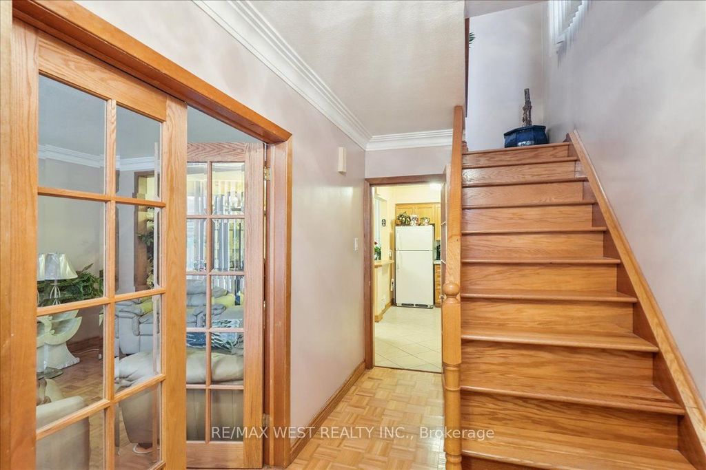 Photo of 3 Hilldale Road NW, Toronto, ON M6N 3Y1 (MLS # W12253863)