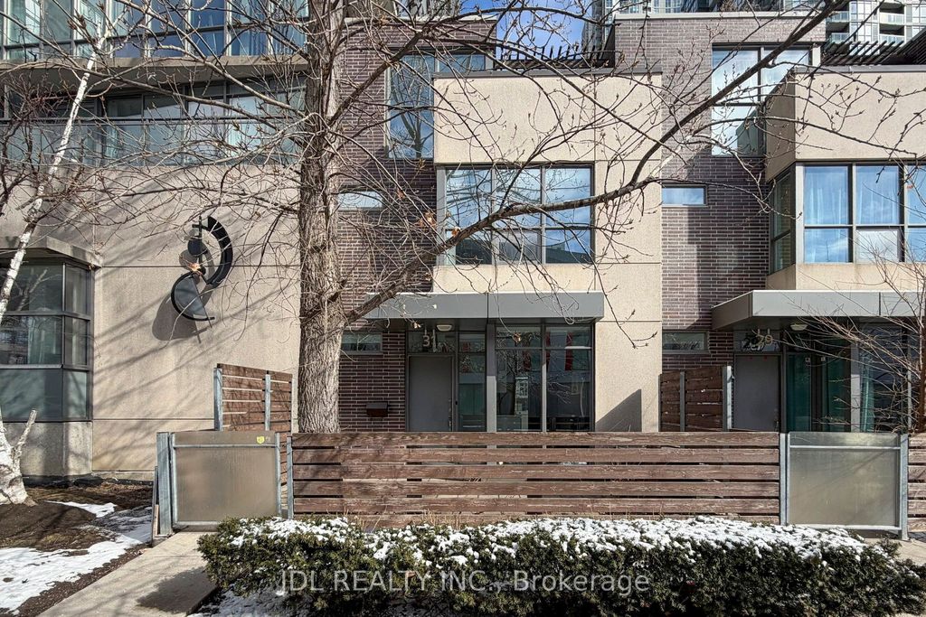 Photo of 31 Brunel Court #Th8, Toronto, ON M5V 3Y2 (MLS # C12988790)