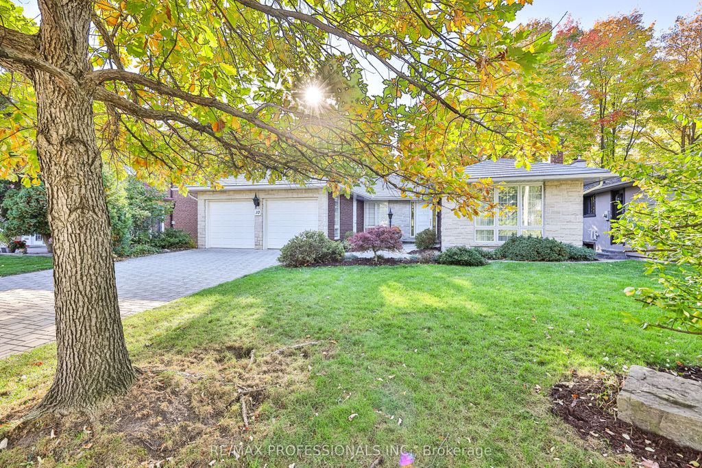 Photo of 10 Neilor Crescent, Toronto, ON M9C 1K4 (MLS # W12482867)