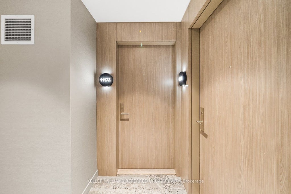 Photo of 161 Roehampton Avenue W #4102, Toronto, ON M4P 0C8 (MLS # C13839292)