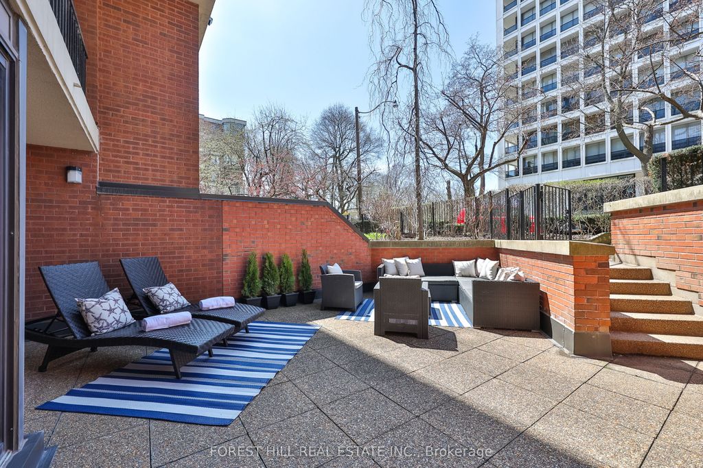 Photo of 349 St Clair Avenue W #115, Toronto, ON M5P 1N3 (MLS # C13058734)