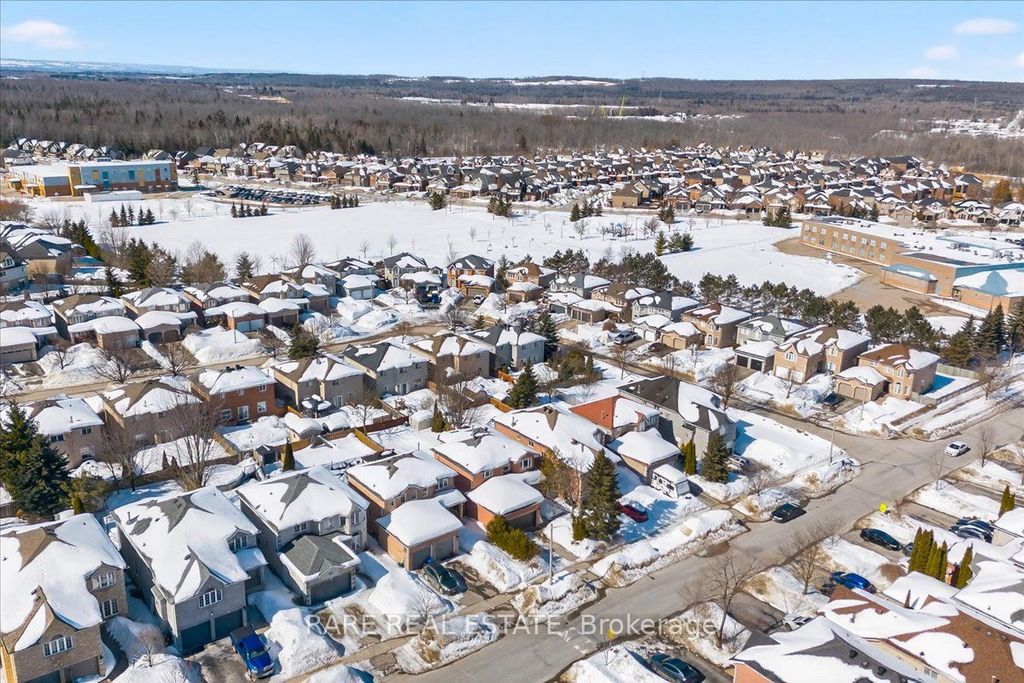 Photo of 28 Hawkins Drive, Barrie, ON L4N 0A6 (MLS # S12843078)