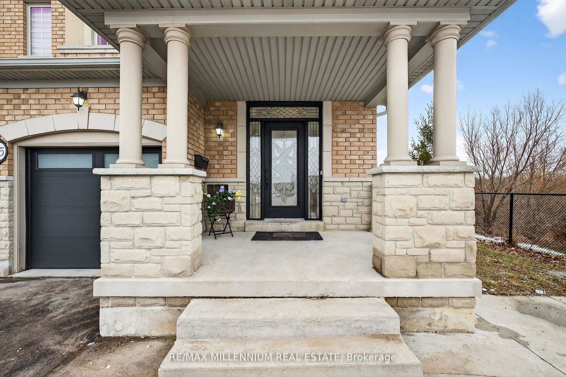 75 Twin Hill Crescent