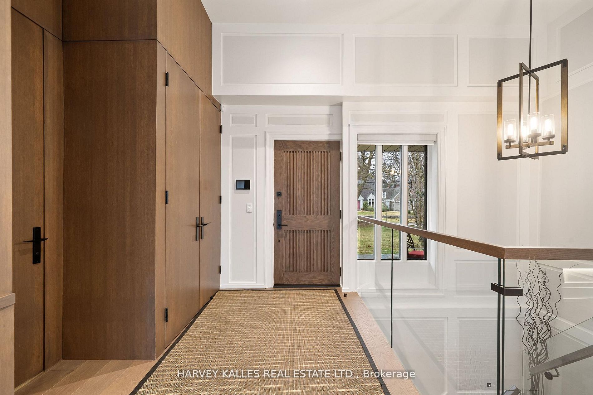 140 Sandringham Drive
