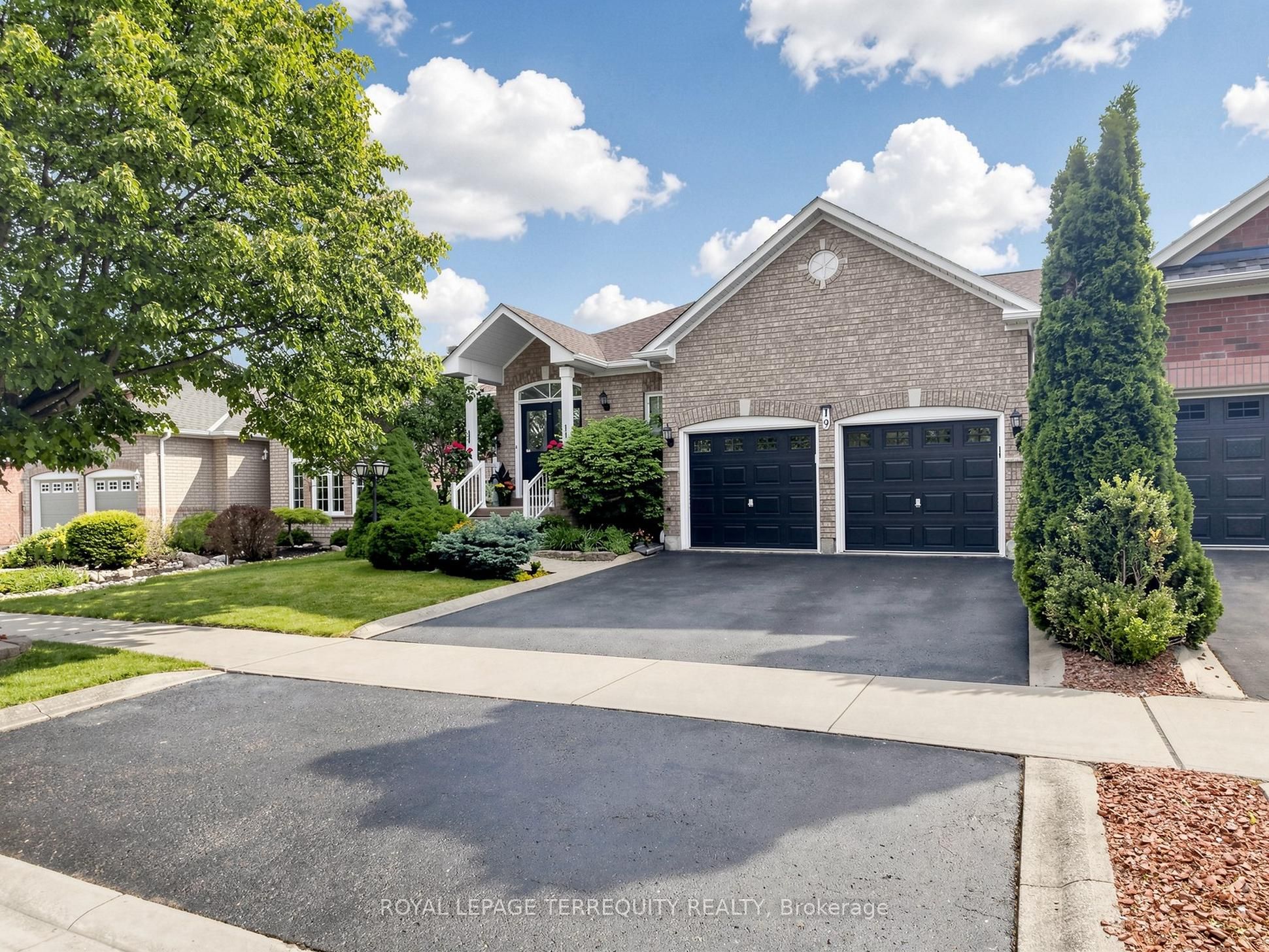 19 Johnson Crescent