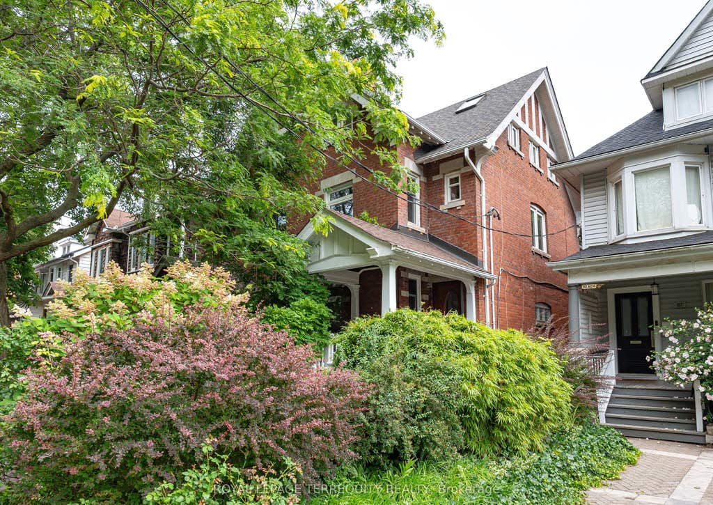 Photo of 89 Leuty Avenue, Toronto, ON M4E 2R2 (MLS # E13659560)