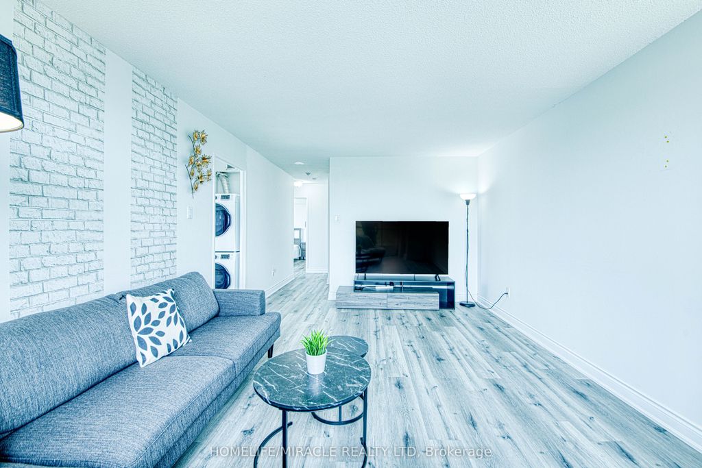 Photo of 3077 Weston Road #1004, Toronto, ON M9M 3A1 (MLS # W12268938)