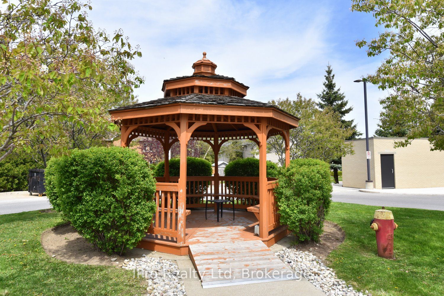 1998 Ironstone Drive 713