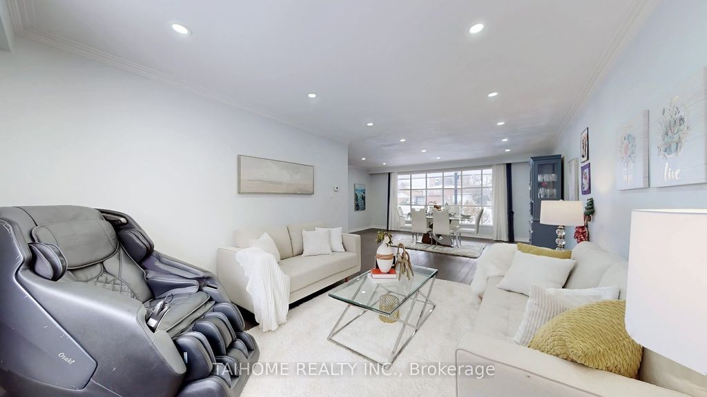 Photo of 10 Centurion Court, Toronto, ON M2K 2N4 (MLS # C12781876)